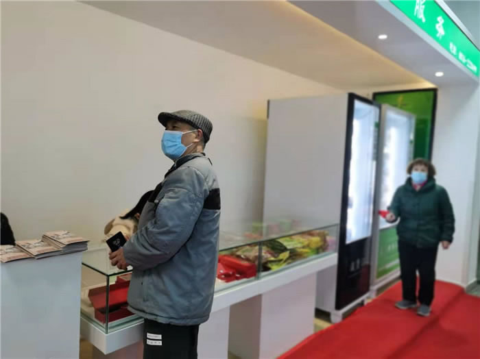 四川中青旅綿陽分社、綿陽市中旅假日旅行社、綿陽自來文化傳播有限公司24H自助售貨服務盛大開業(yè)