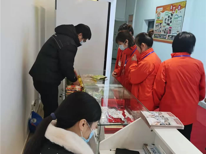 四川中青旅綿陽分社、綿陽市中旅假日旅行社、綿陽自來文化傳播有限公司24H自助售貨服務盛大開業(yè)